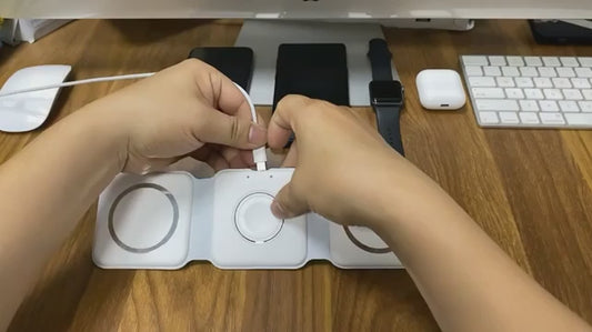 3 in 1 Wireless Charging Station for Apple MagSafe Charger, Foldable Magnetic Travel Charger for iPhone Apple Watch AirPods Pro
